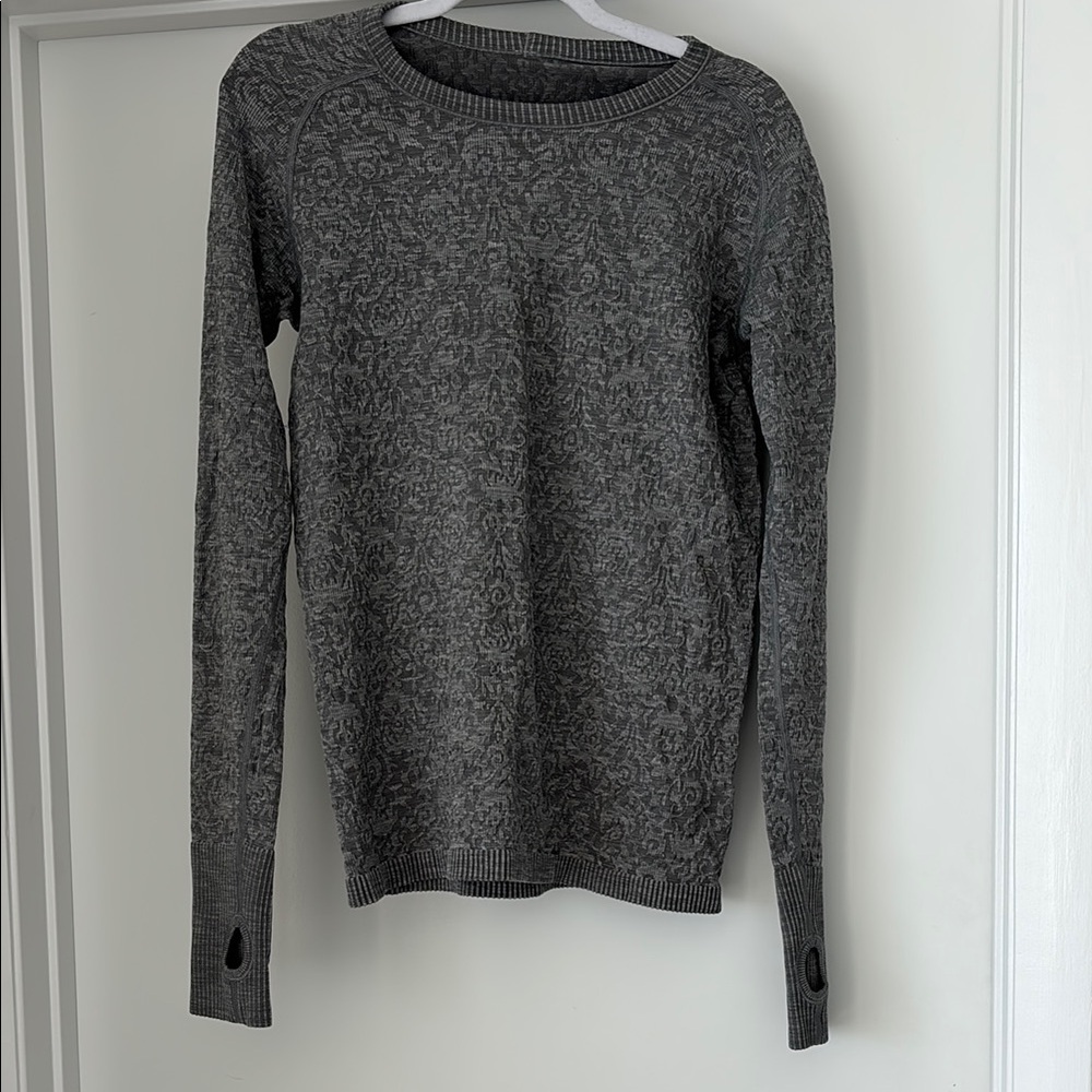 Lululemon Gray Patterned Lightweight Sweater - image 1